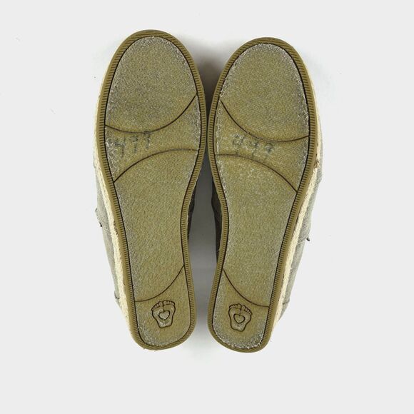 Skechers BOBS Memory foam Light Beige Canvas Slip on Shoes Womens SZ 9.5 - Picture 12 of 15